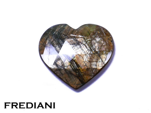 Saphir doré coeur naturel 123x138 de 4.52 carats