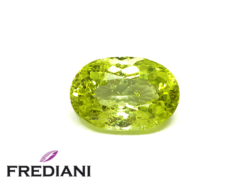 Tourmaline jaune ovale naturelle