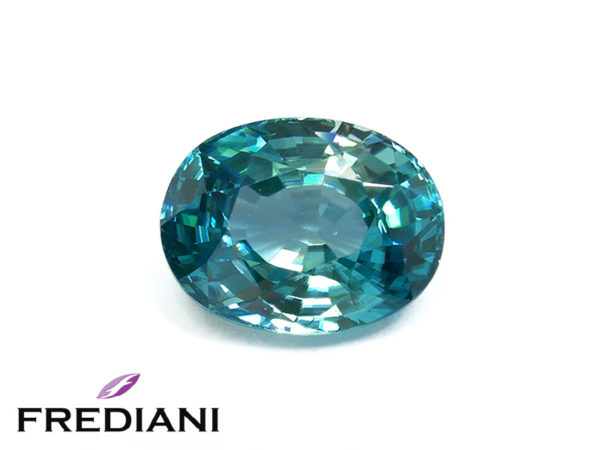 Zircon bleu ovale