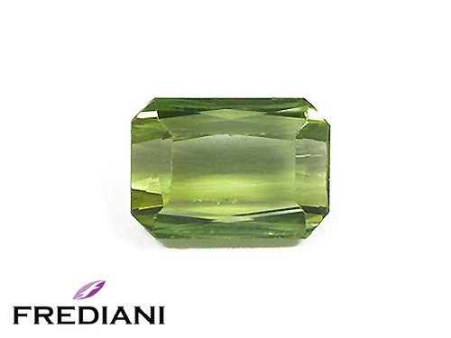 Tourmaline verte rectangulaire naturelle