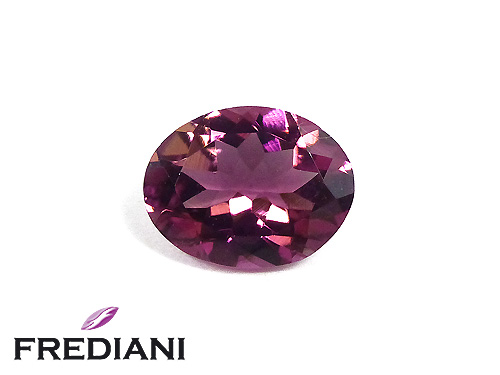 Tourmaline rose ovale naturelle