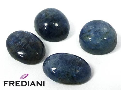 Lot de cyanites cabochons naturelles