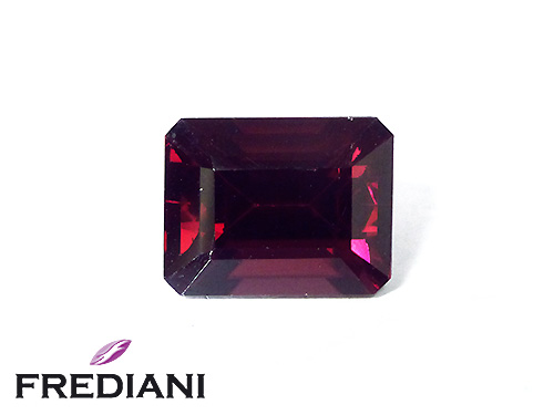 Grenat rhodolite rectangulaire naturel