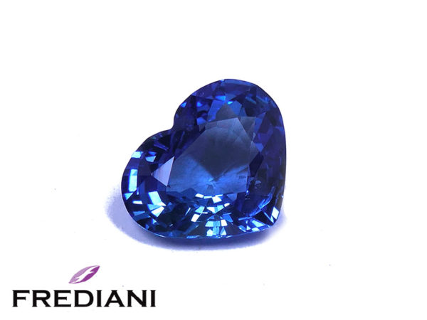 Saphir bleu coeur