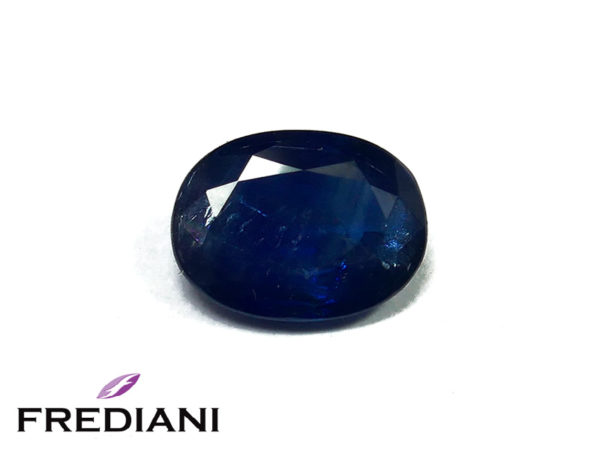Saphir bleu ovale
