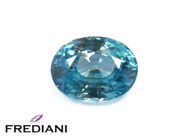 Zircon bleu ovale