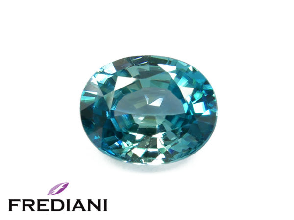 Zircon bleu ovale