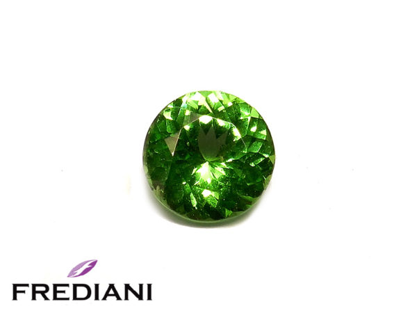 Grenat tsavorite rond naturel