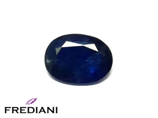 Saphir bleu ovale