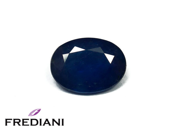Saphir bleu ovale