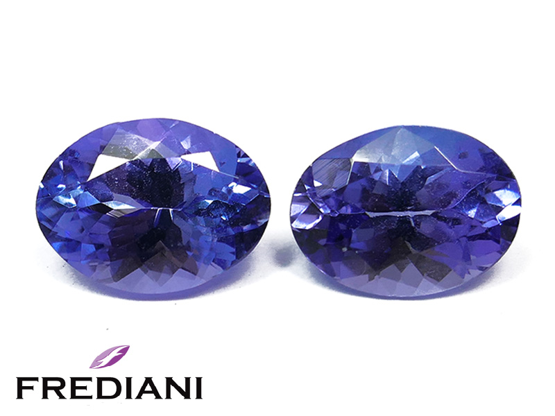 Paire de tanzanites ovales