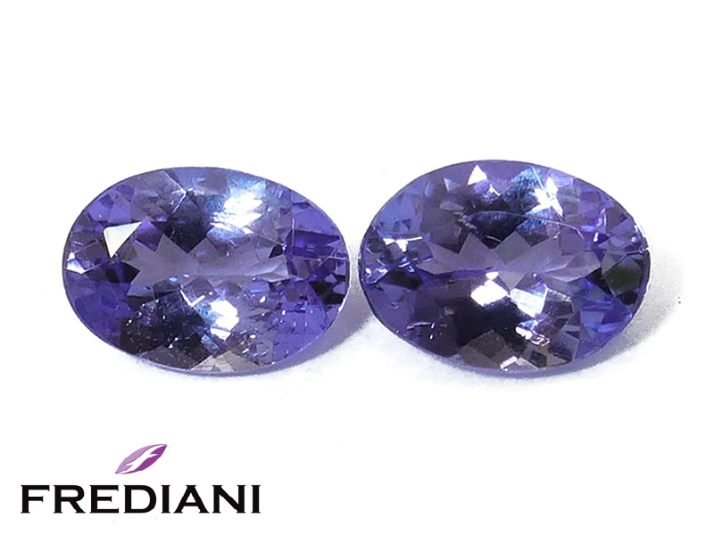 Paire de tanzanites ovales