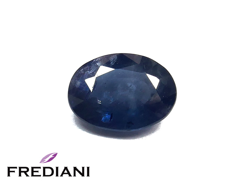 Saphir bleu ovale