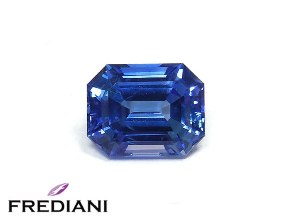 Saphir bleu rectangulaire