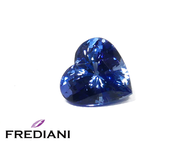 Saphir bleu coeur certifié