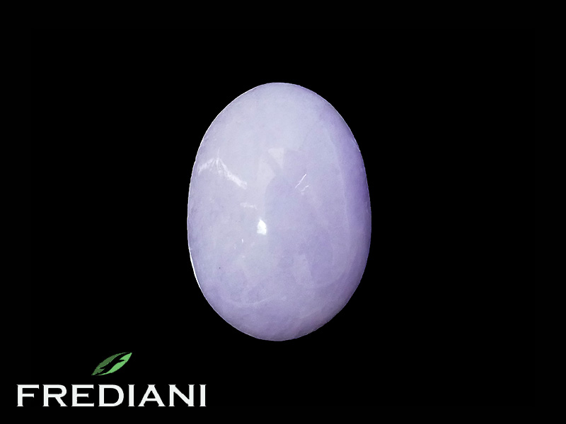 Jade lavande cabochon naturel