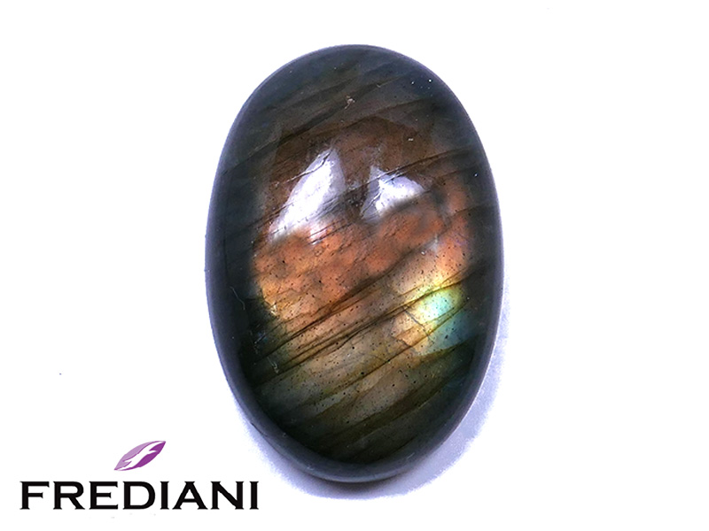 Labradorite ovale cabochon naturelle