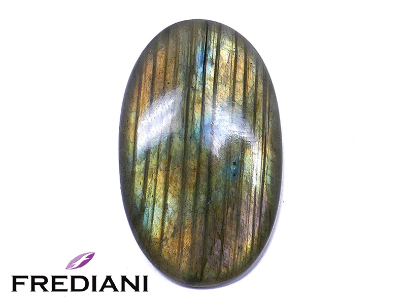 Labradorite ovale cabochon naturelle