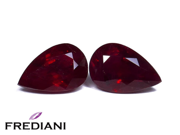 Paire de rubis poires