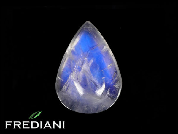 Pierre de lune poire cabochon naturelle