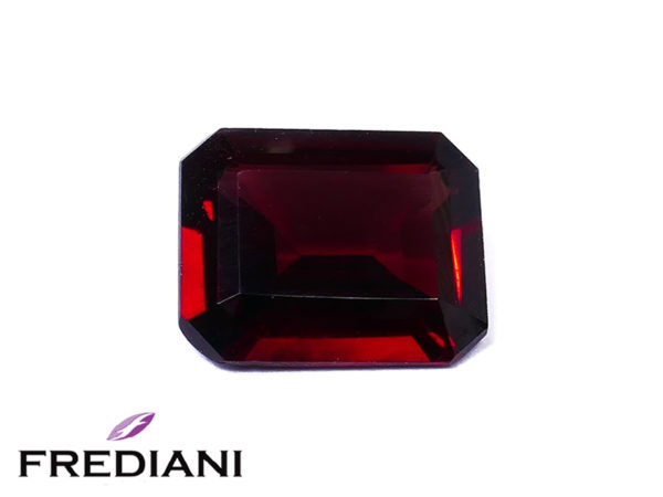 Grenat almandin rectangulaire naturel