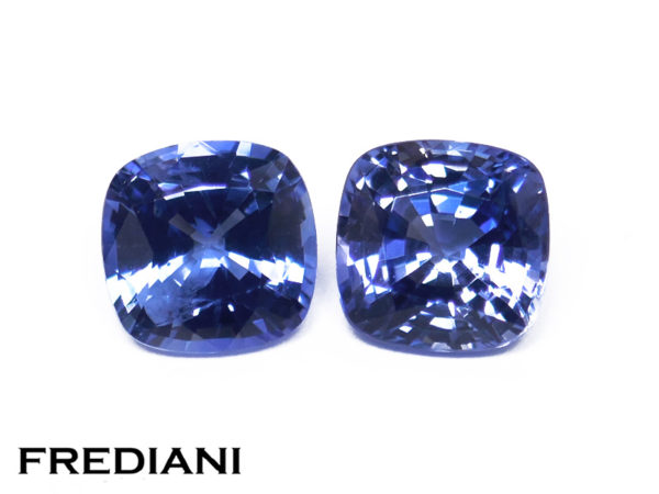 paire de saphirs bleus coussins