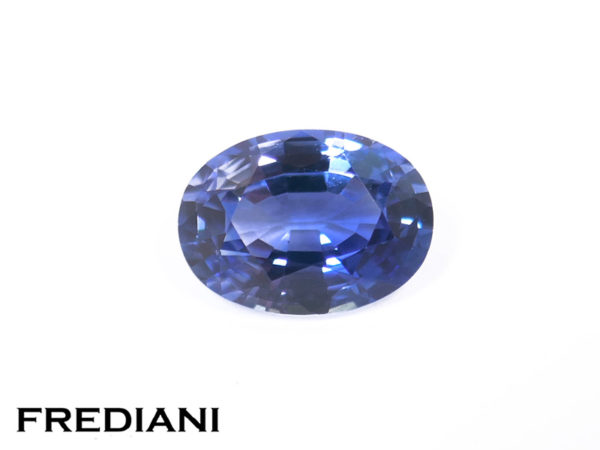 Saphir bleu ovale