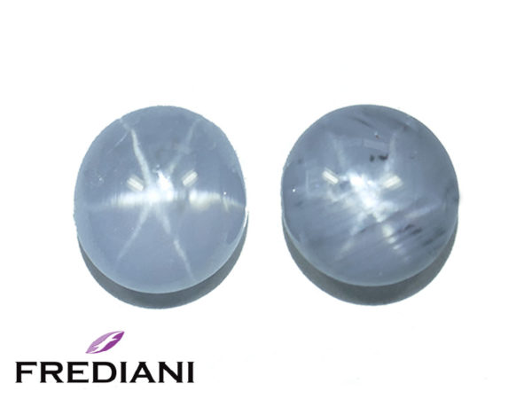 Paire de saphirs bleus étoilés naturels 80x75 de 5.58 carats
