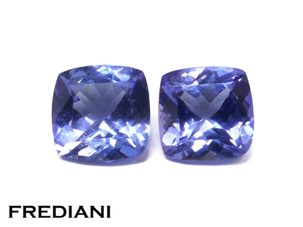 Appairage de tanzanites coussins
