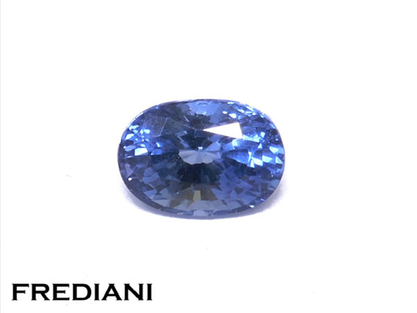 Saphir bleu ovale