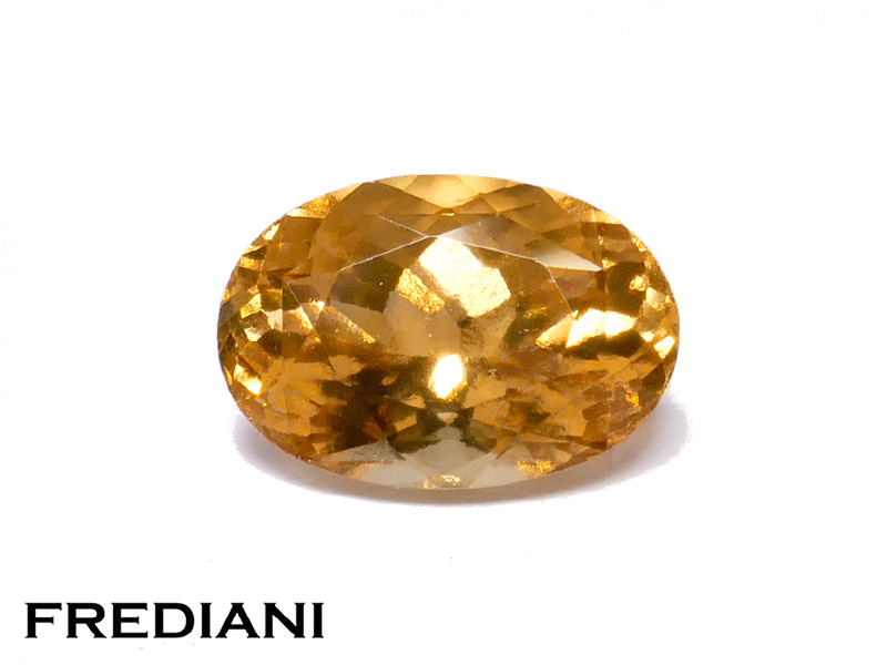 Grenat hessonite ovale naturel