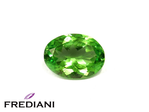 Grenat tsavorite ovale naturel