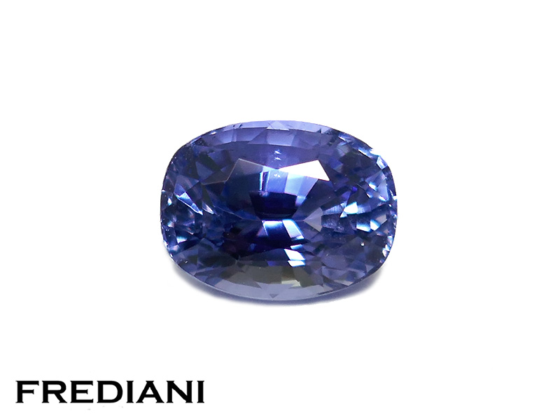 Saphir bleu ovale naturel certifié