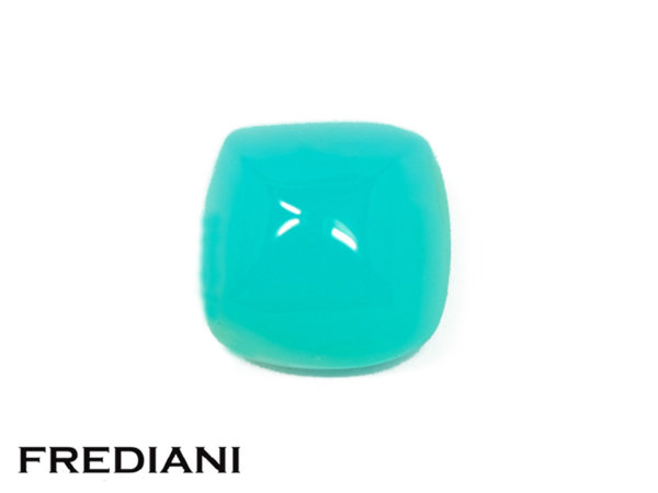 Opale bleue pain de sucre cabochon naturelle