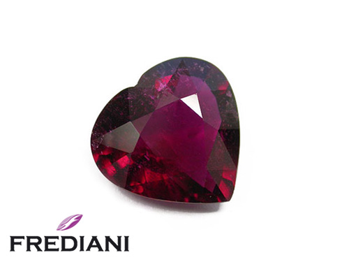 Tourmaline rubellite coeur naturelle