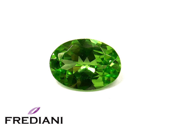 Grenat Tsavorite ovale naturel