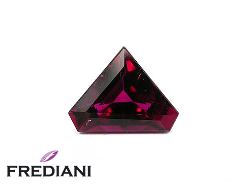 Tourmaline rubellite triangulaire naturelle