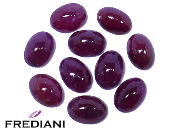 Lot de rubis cabochons ovales