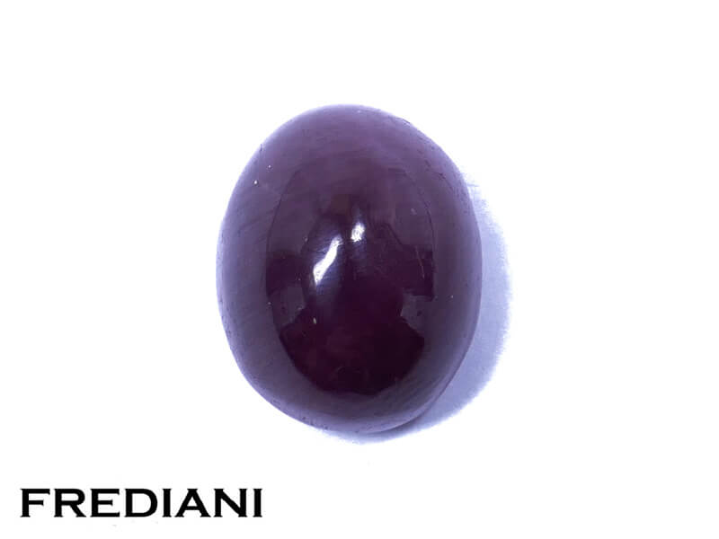 rubis cabochon