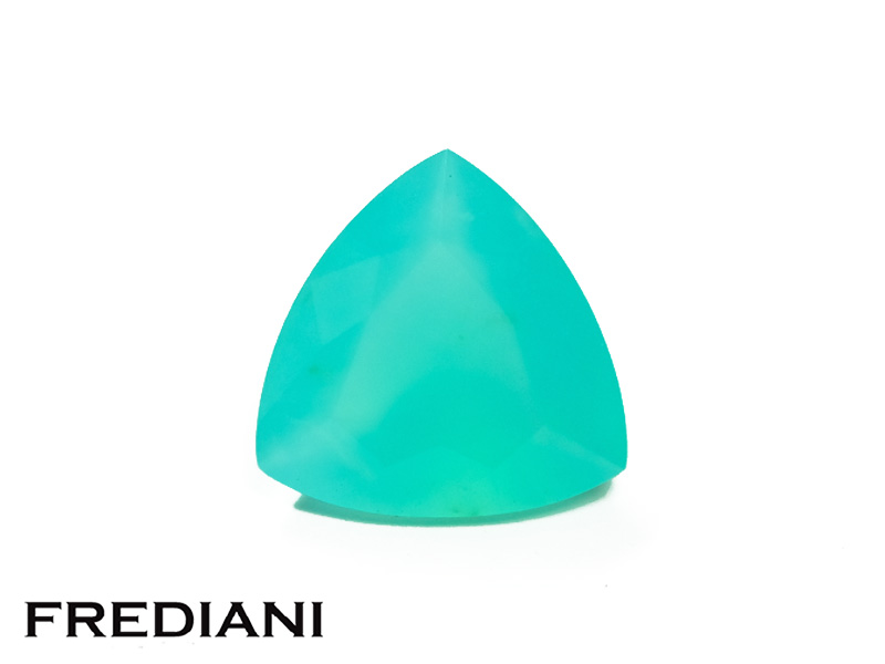 Opale bleue troïdia naturelle