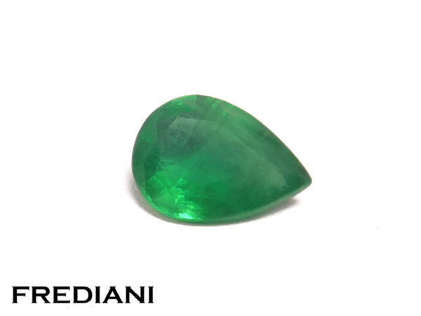 Emeraude poire