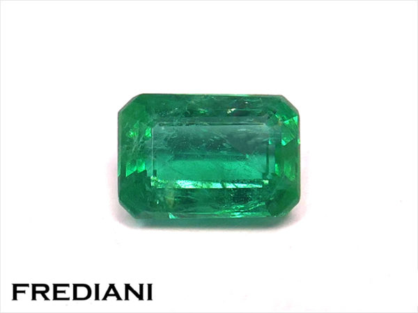 Emeraude rectangulaire