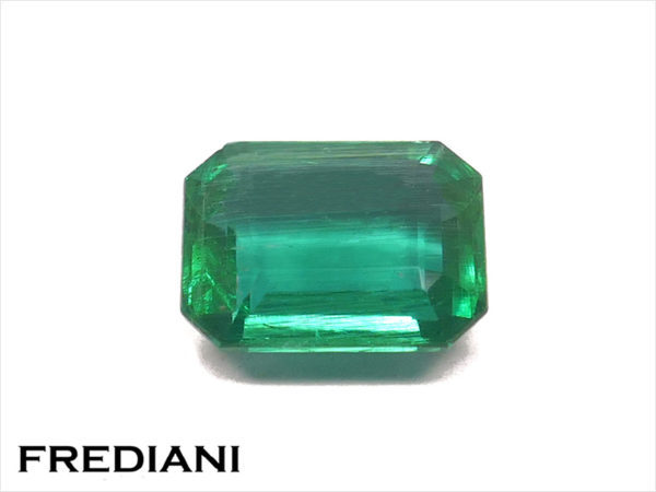 Emeraude rectangulaire