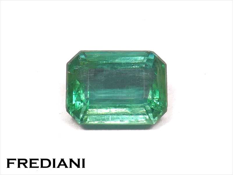 Emeraude rectangulaire
