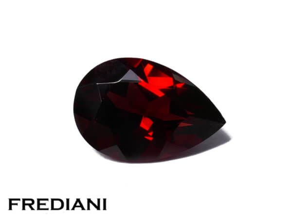Grenat almandin poire naturel