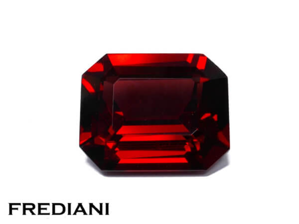 Grenat almandin rectangulaire naturel