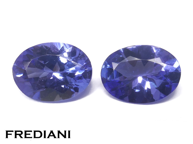 Paire de tanzanites ovales