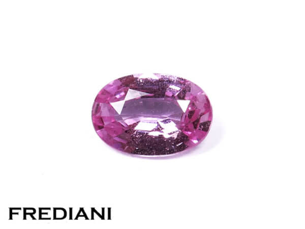 Saphir rose ovale