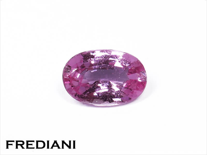 Saphir rose ovale