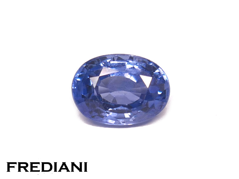 Saphir bleu ovale